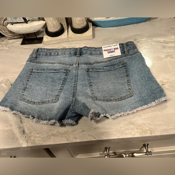 Vanilla Star NWT Jean shorts W29 x 9 - Picture 2 of 7